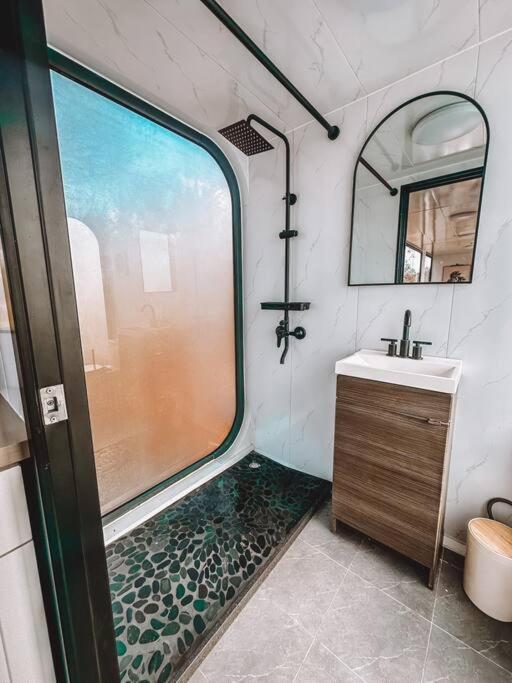 Modern Off Grid Tiny Home! Haleiwa Exterior foto
